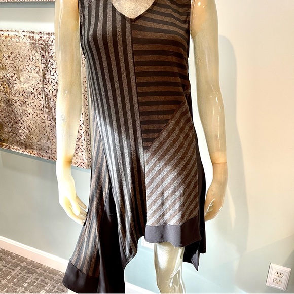 Joseph Ribkoff  Tunic/Top - Picture 4 of 11